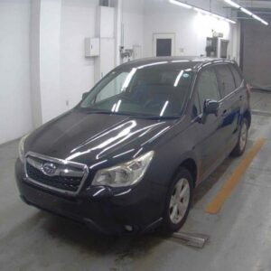 2013 Subaru Forester black gasoline used car Japan export