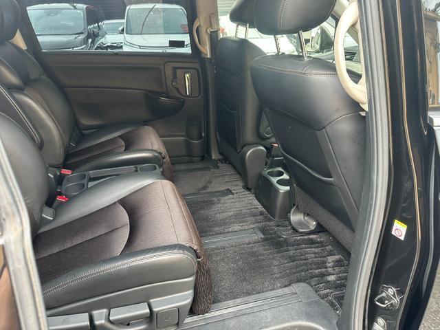 Ref:AUX-25178691 NISSAN ELGRAND 2016 13 Ref:AUX-25178691 NISSAN ELGRAND 2016 - Image 13