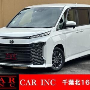 2023 Toyota Voxy pearl gasoline used car Japan export