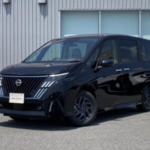 2026 Nissan Serena pearl gasoline used car Japan export