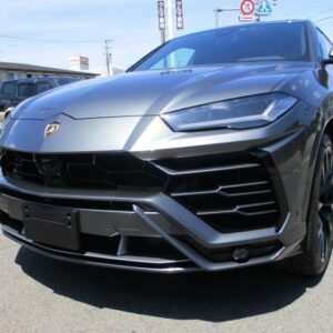 2019 Lamborghini Urus gray gasoline used car Japan export