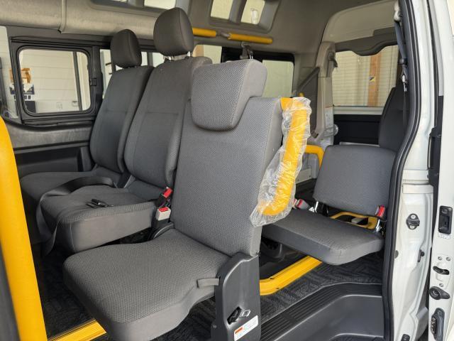 Ref:AUX-25184656 TOYOTA HIACE VAN 2017 4 Ref:AUX-25184656 TOYOTA HIACE VAN 2017 - Image 4
