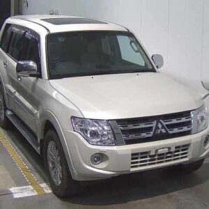 2012 Mitsubishi Pajero pearl diesel used car Japan export