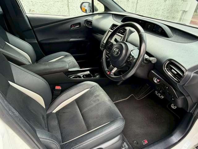 Ref:AUX-25197414 TOYOTA PRIUS PHV 2019 6 Ref:AUX-25197414 TOYOTA PRIUS PHV 2019 - Image 6