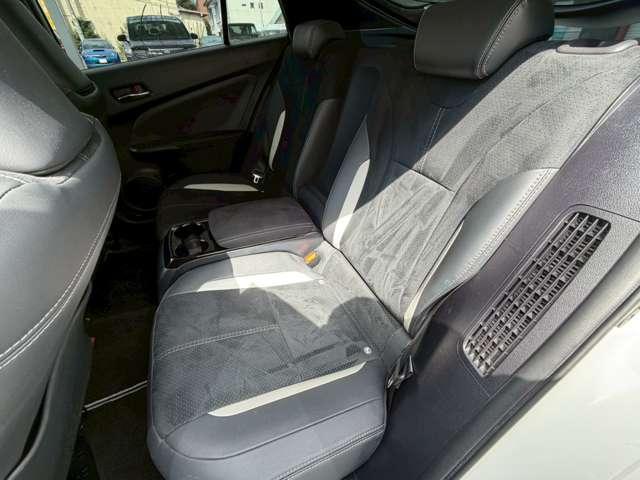 Ref:AUX-25197414 TOYOTA PRIUS PHV 2019 9 Ref:AUX-25197414 TOYOTA PRIUS PHV 2019 - Image 9