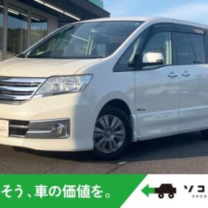 2013 Nissan Serena pearl gasoline used car Japan export