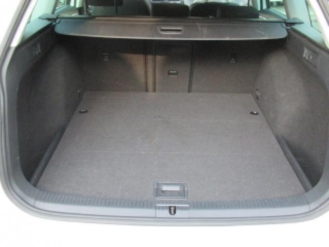 Ref:AUX-25204763 VOLKSWAGEN GOLF VARIANT 2019 4 Ref:AUX-25204763 VOLKSWAGEN GOLF VARIANT 2019 - Image 4