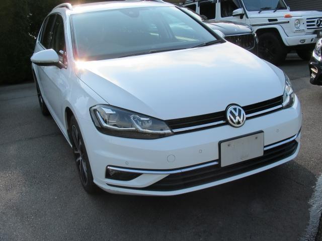 Ref:AUX-25204763 VOLKSWAGEN GOLF VARIANT 2019 1 2019 Volkswagen Golf Variant white gasoline used car Japan export