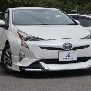 2016 Toyota Prius pearl hybrid used car Japan export