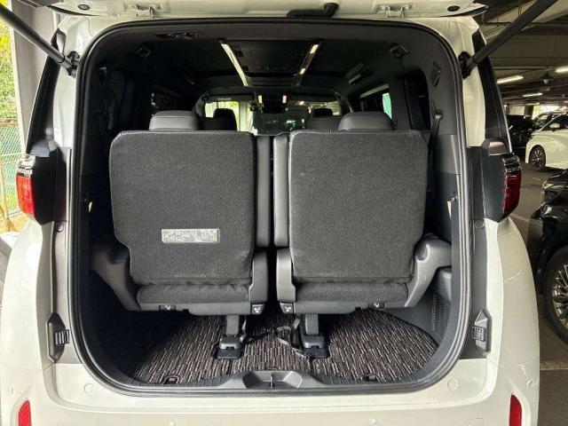Ref:AUX-25204944 TOYOTA ALPHARD 2024 6 Ref:AUX-25204944 TOYOTA ALPHARD 2024 - Image 6