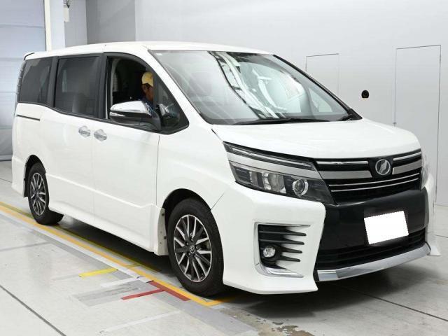 Ref:AUX-25205149 TOYOTA VOXY 2016 1 2016 Toyota Voxy pearl gasoline used car Japan export