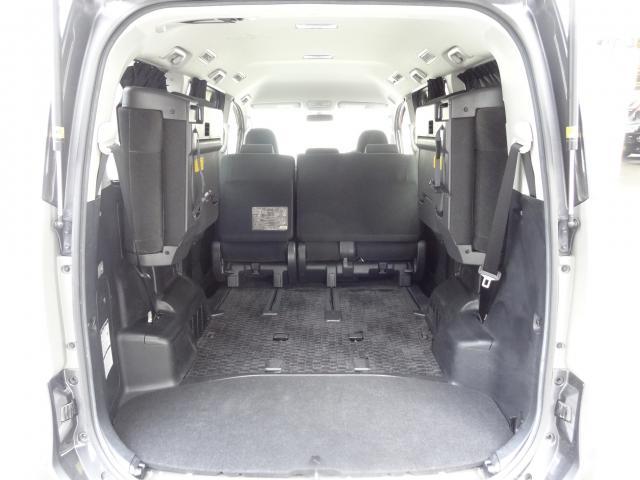 Ref:AUX-25205157 TOYOTA VOXY 2012 16 Ref:AUX-25205157 TOYOTA VOXY 2012 - Image 16
