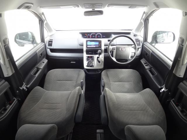 Ref:AUX-25205157 TOYOTA VOXY 2012 3 Ref:AUX-25205157 TOYOTA VOXY 2012 - Image 3