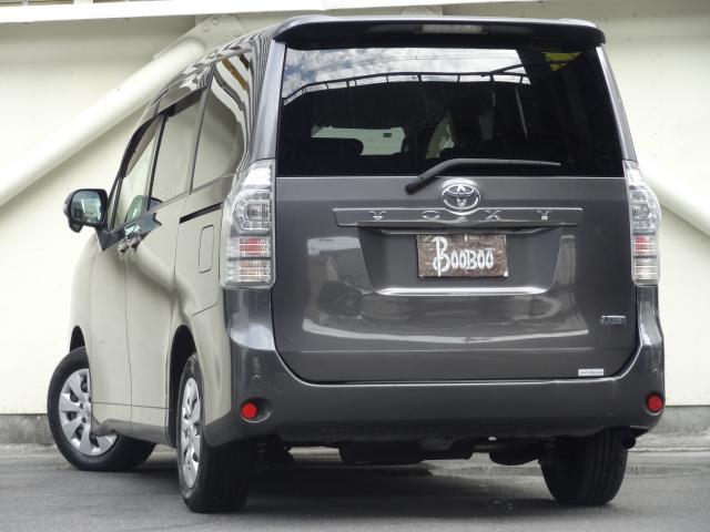 Ref:AUX-25205157 TOYOTA VOXY 2012 5 Ref:AUX-25205157 TOYOTA VOXY 2012 - Image 5