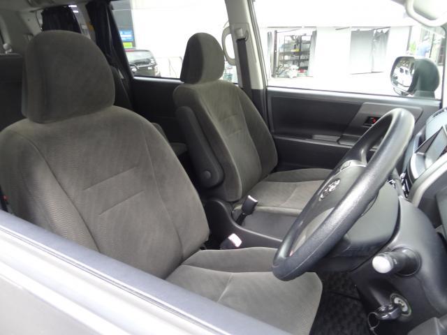 Ref:AUX-25205157 TOYOTA VOXY 2012 10 Ref:AUX-25205157 TOYOTA VOXY 2012 - Image 10