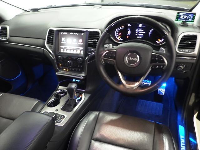 Ref:AUX-25214394 CHRYSLER JEEP JEEP GRAND CHEROKEE 2017 3 Ref:AUX-25214394 CHRYSLER JEEP JEEP GRAND CHEROKEE 2017 - Image 3