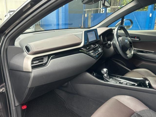 Ref:AUX-25220431 TOYOTA C-HR 2017 12 Ref:AUX-25220431 TOYOTA C-HR 2017 - Image 12