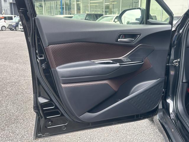 Ref:AUX-25220431 TOYOTA C-HR 2017 10 Ref:AUX-25220431 TOYOTA C-HR 2017 - Image 10