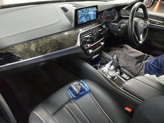 Ref:AUX-25220636 BMW 5 SERIES 2017 3 Ref:AUX-25220636 BMW 5 SERIES 2017 - Image 3