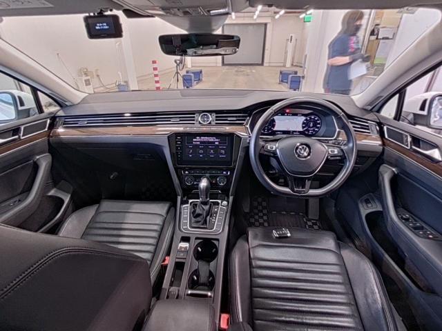 Ref:AUX-25220745 VOLKSWAGEN PASSAT VARIANT 2018 3 Ref:AUX-25220745 VOLKSWAGEN PASSAT VARIANT 2018 - Image 3