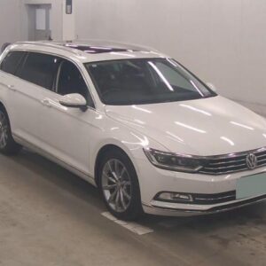 2018 Volkswagen Passat Variant white diesel used car Japan export