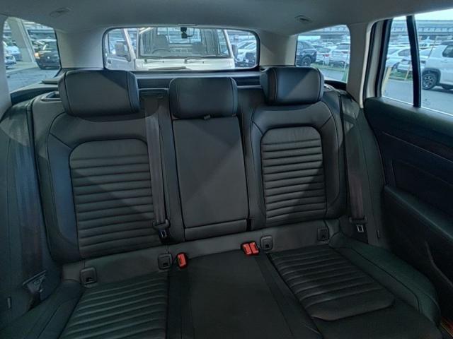 Ref:AUX-25220745 VOLKSWAGEN PASSAT VARIANT 2018 5 Ref:AUX-25220745 VOLKSWAGEN PASSAT VARIANT 2018 - Image 5