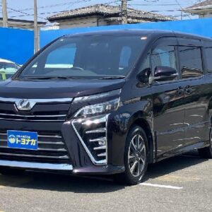 2017 Toyota Voxy purple gasoline used car Japan export
