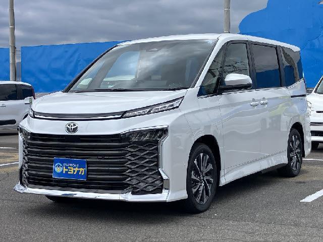 Ref:AUX-25221044 TOYOTA VOXY 2026 1 2026 Toyota Voxy pearl gasoline used car Japan export