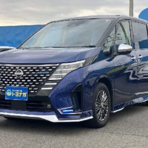 2023 Nissan Serena blue gasoline used car Japan export