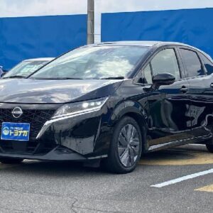 2021 Nissan Note black gasoline used car Japan export