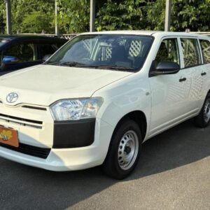 2021 Toyota Probox white gasoline used car Japan export