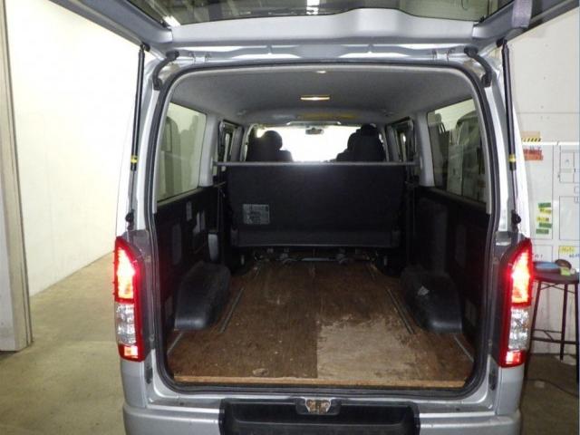 Ref:AUX-25226016 TOYOTA HIACE VAN 2015 3 Ref:AUX-25226016 TOYOTA HIACE VAN 2015 - Image 3