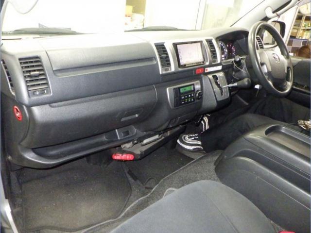 Ref:AUX-25226016 TOYOTA HIACE VAN 2015 4 Ref:AUX-25226016 TOYOTA HIACE VAN 2015 - Image 4
