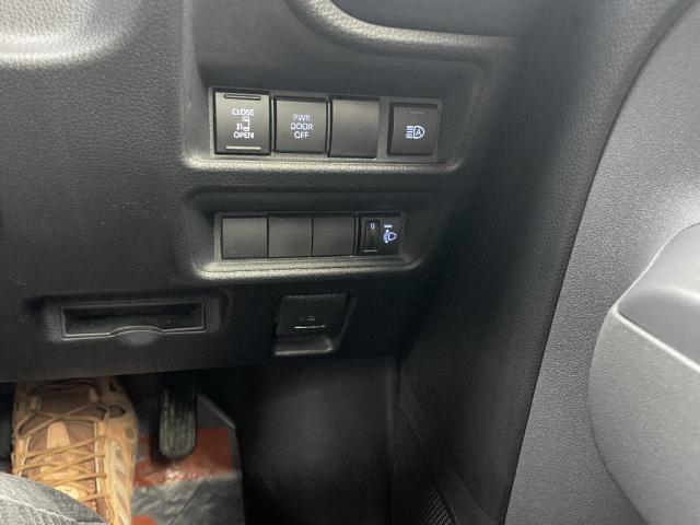 Ref:AUX-25226053 TOYOTA SIENTA 2023 13 Ref:AUX-25226053 TOYOTA SIENTA 2023 - Image 13