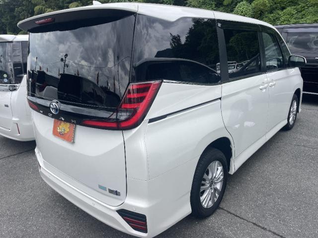 Ref:AUX-25226098 TOYOTA NOAH 2024 2 Ref:AUX-25226098 TOYOTA NOAH 2024 - Image 2