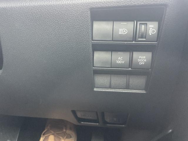 Ref:AUX-25226098 TOYOTA NOAH 2024 17 Ref:AUX-25226098 TOYOTA NOAH 2024 - Image 17