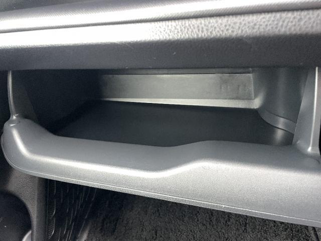Ref:AUX-25226101 TOYOTA VOXY 2020 17 Ref:AUX-25226101 TOYOTA VOXY 2020 - Image 17