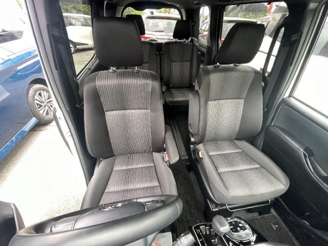 Ref:AUX-25226101 TOYOTA VOXY 2020 4 Ref:AUX-25226101 TOYOTA VOXY 2020 - Image 4