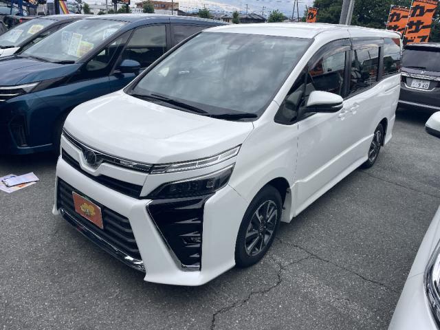 Ref:AUX-25226101 TOYOTA VOXY 2020 1 2020 Toyota Voxy pearl gasoline used car Japan export
