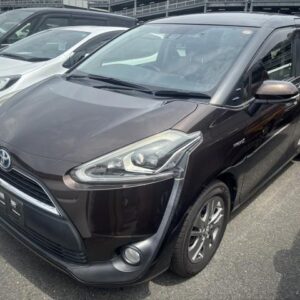 2016 Toyota Sienta tea gasoline used car Japan export