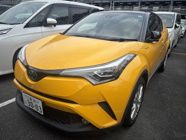 Ref:AUX-25226121 TOYOTA C-HR 2017 1 2017 Toyota C-Hr yellow gasoline used car Japan export