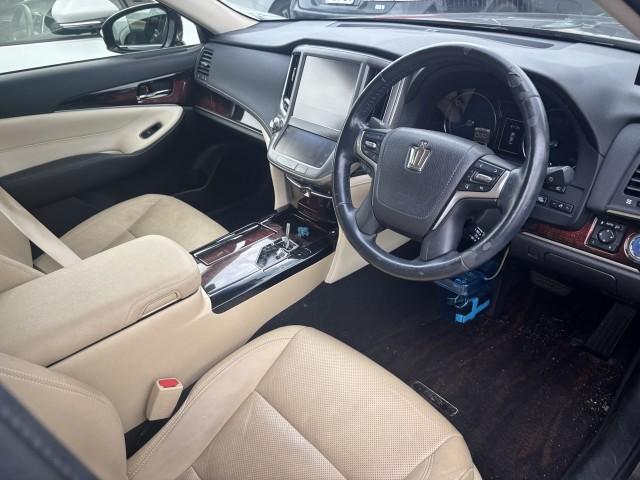 Ref:AUX-25226128 TOYOTA CROWN HYBRID 2016 9 Ref:AUX-25226128 TOYOTA CROWN HYBRID 2016 - Image 9