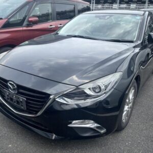 2015 Mazda Axela black gasoline used car Japan export