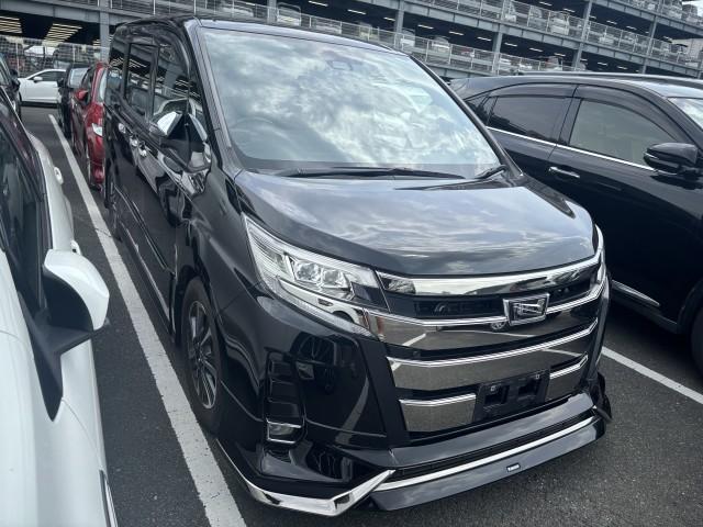 Ref:AUX-25226352 TOYOTA NOAH 2021 2 Ref:AUX-25226352 TOYOTA NOAH 2021 - Image 2