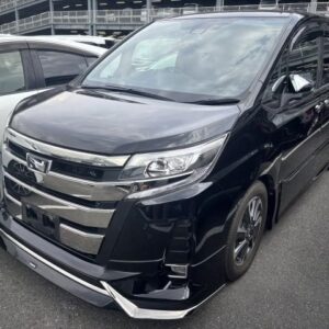 2021 Toyota Noah black gasoline used car Japan export