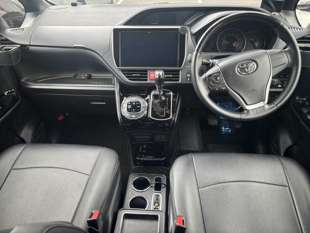 Ref:AUX-25226352 TOYOTA NOAH 2021 8 Ref:AUX-25226352 TOYOTA NOAH 2021 - Image 8