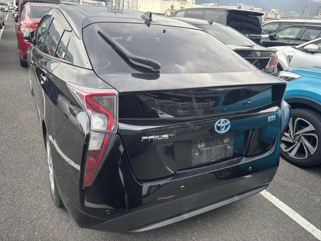Ref:AUX-25226357 TOYOTA PRIUS 2018 6 Ref:AUX-25226357 TOYOTA PRIUS 2018 - Image 6