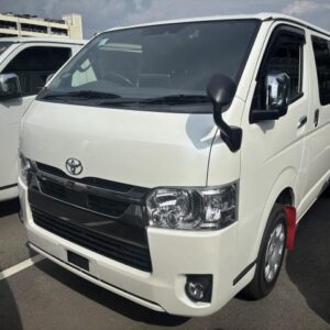 2021 Toyota Hiace Van pearl diesel used car Japan export