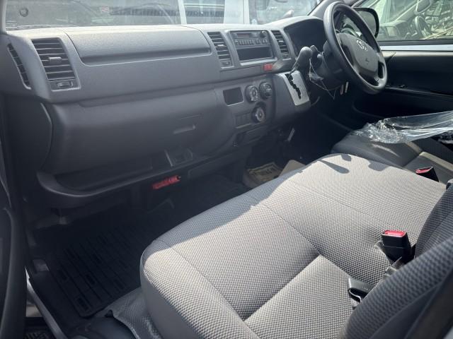 Ref:AUX-25226405 TOYOTA HIACE VAN 2016 3 Ref:AUX-25226405 TOYOTA HIACE VAN 2016 - Image 3