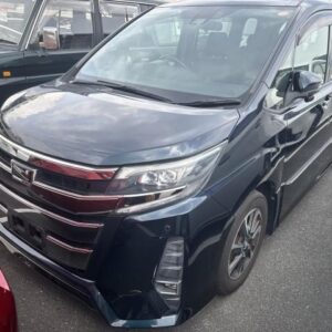 2017 Toyota Noah black gasoline used car Japan export